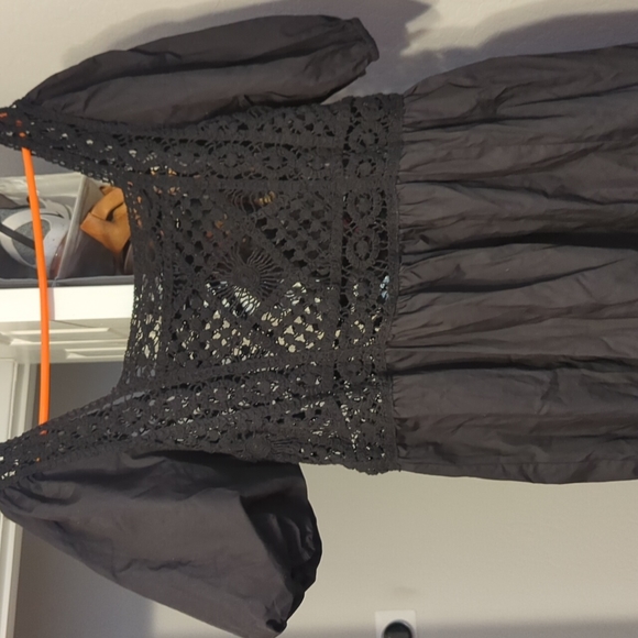 Never worn black naxi - Picture 4 of 5